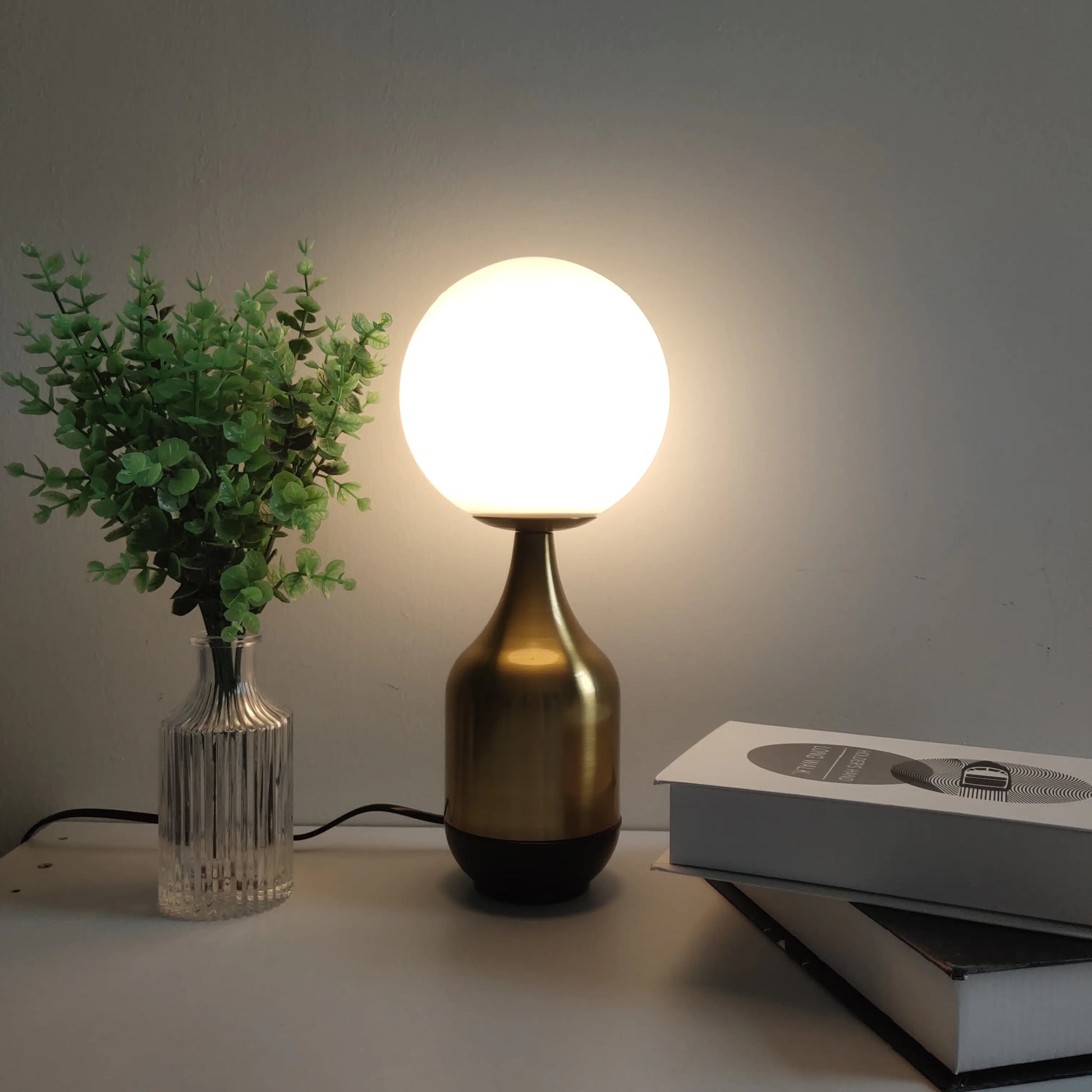 Modern Home Nordic Glass Ball Brass Table Lamps - YGSHOP