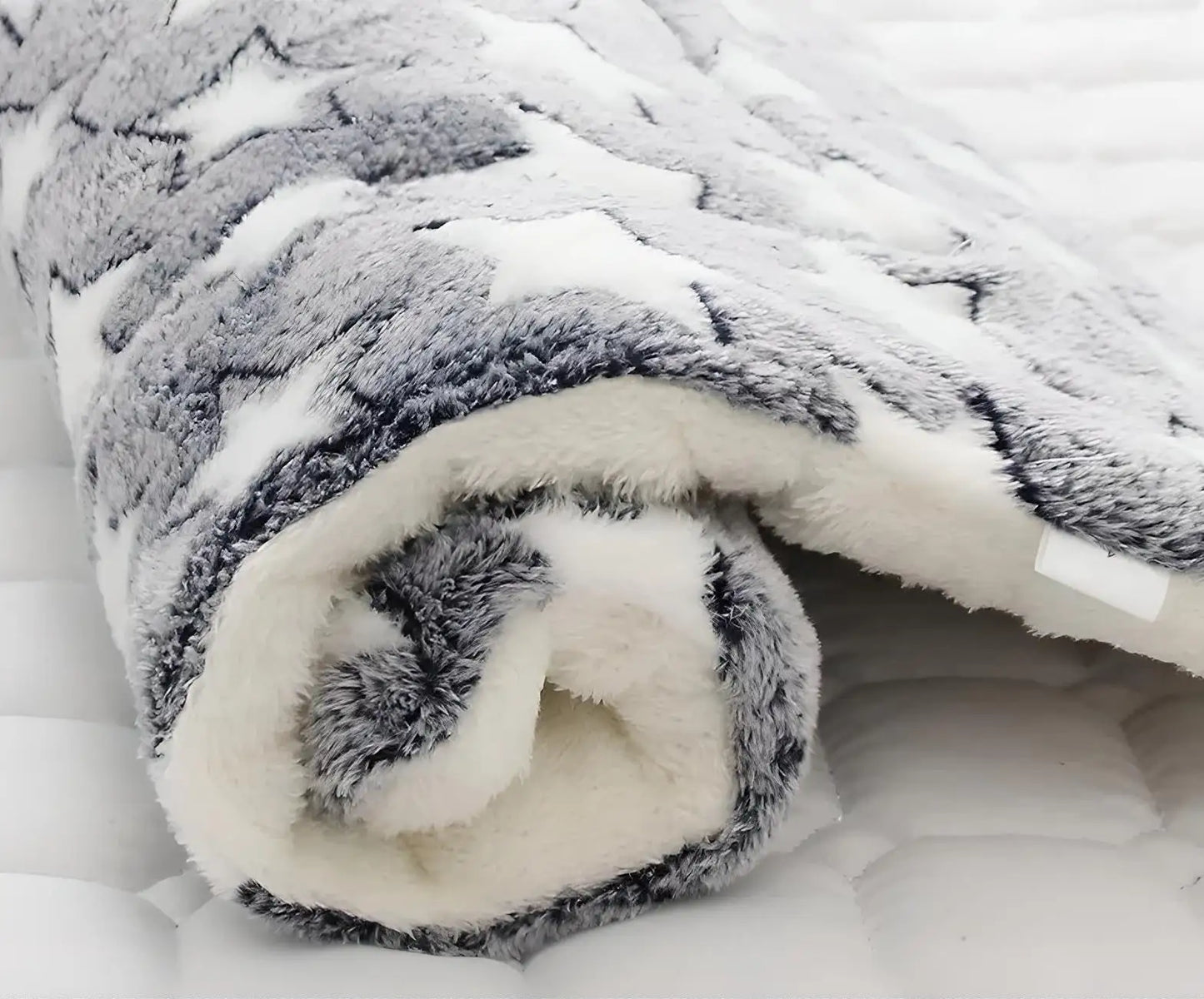 Soft Coral Sleeping Pet Blanket - YGSHOP